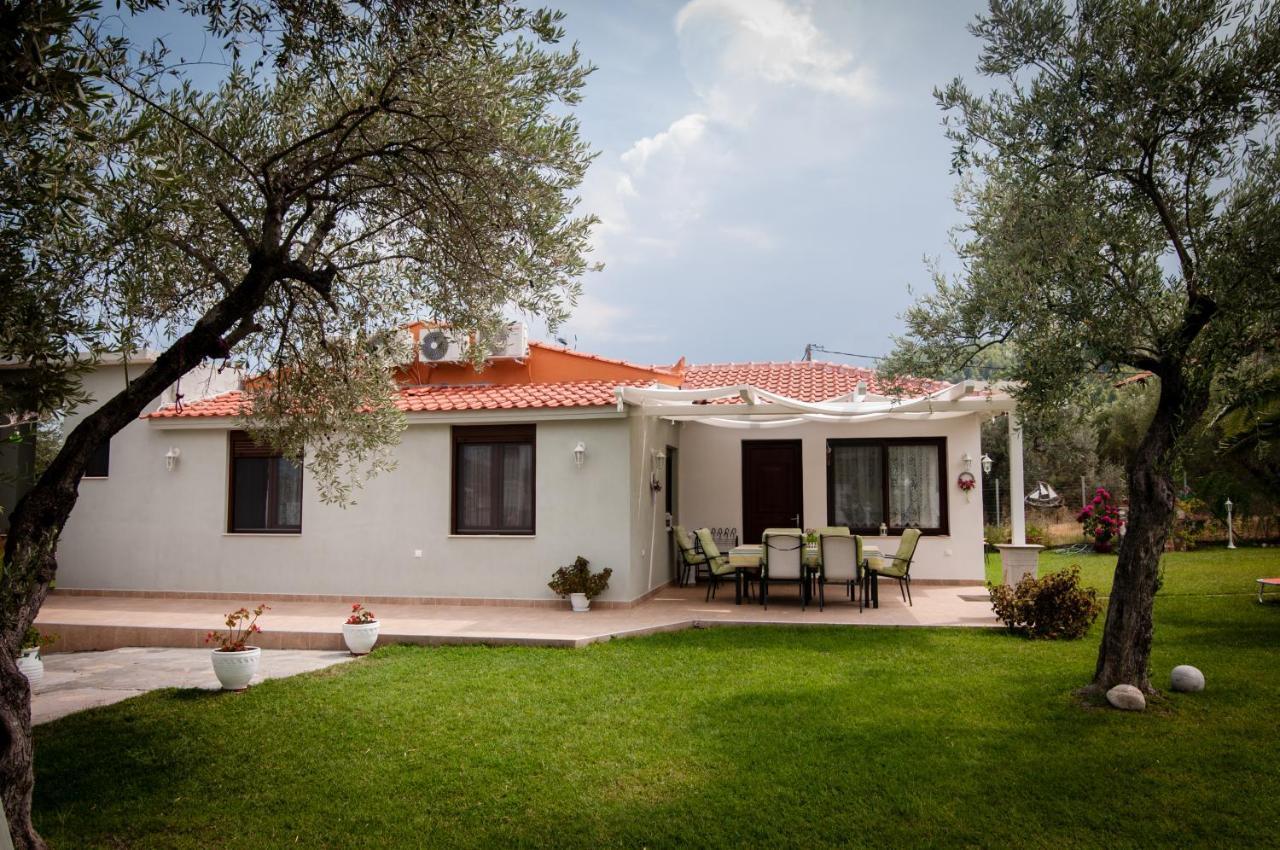 Malama Home Vourvourou Exterior photo